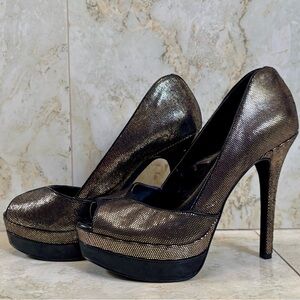 Jessica Simpson Evette Tarnished Gold Metallic Open Toe Pump - Size 7